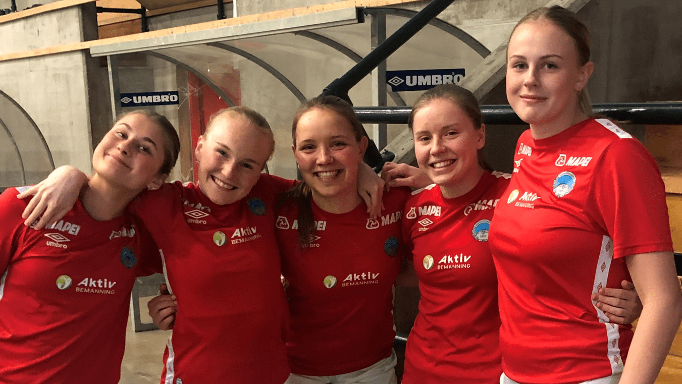 bildet viser KIL Kvinner Inviterer til kronekamp 18. juni