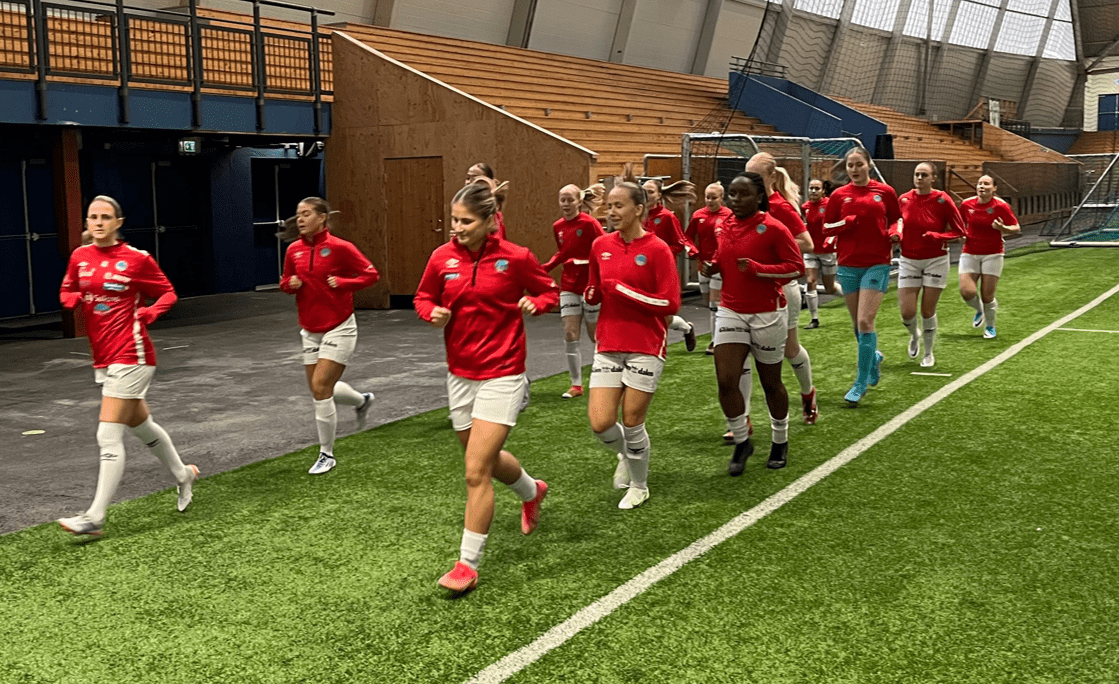 Oppvarming før kamp - KIL Kvinner