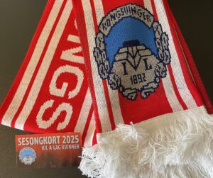 bildet viser KIL skjerf